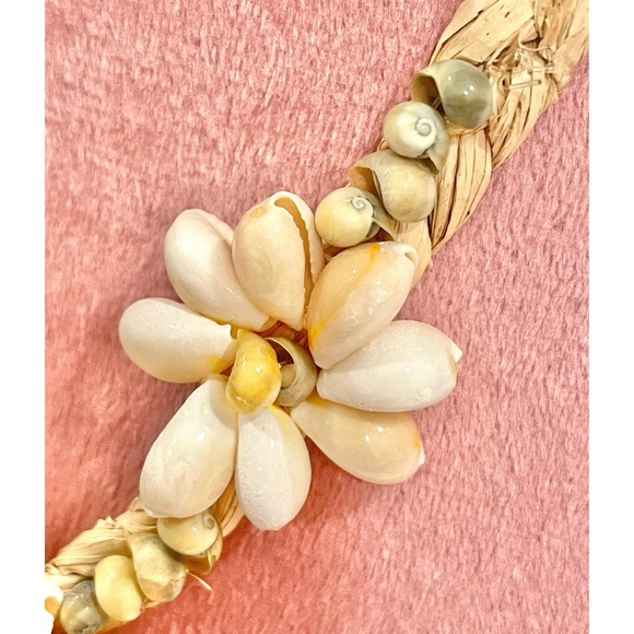 Real Shells and Straw Adjustable Choker Neclace Ribbon Tie Back Handmade NWOT - Picture 4 of 8